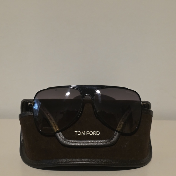 Tom Ford Black and Brown Sunglasses Holder - Picture 1 of 3